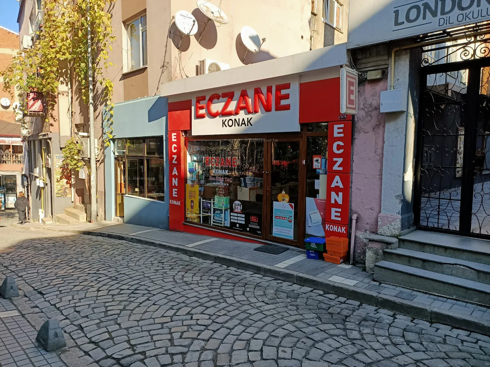 Konak Eczanesi