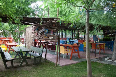 Saklı Bahçe | Edirne Kahvaltı | Paçanga Böreği | Menemen | Yöresel Lezzetler | Havuz | Şelale | Hobbit Evi
