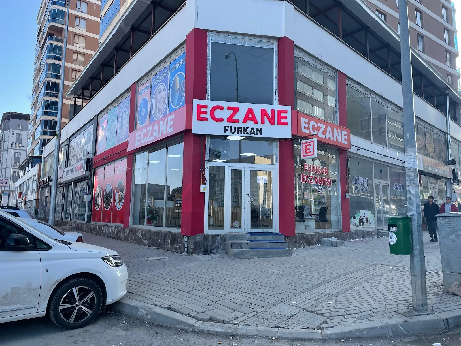 Furkan Eczanesi