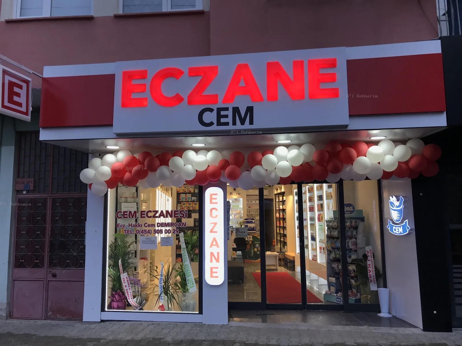 Cem Eczanesi