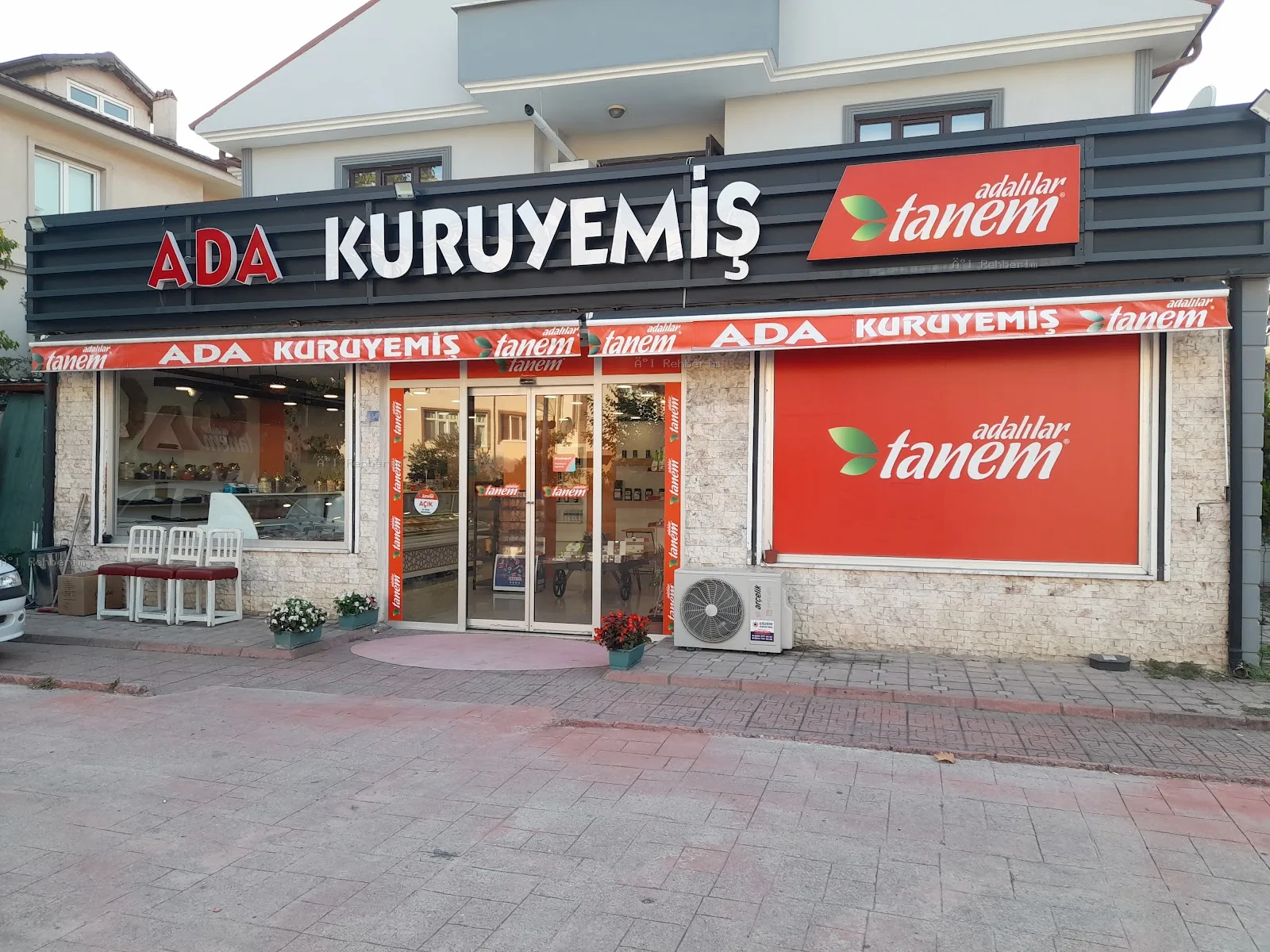 ADA KURUYEMİŞ