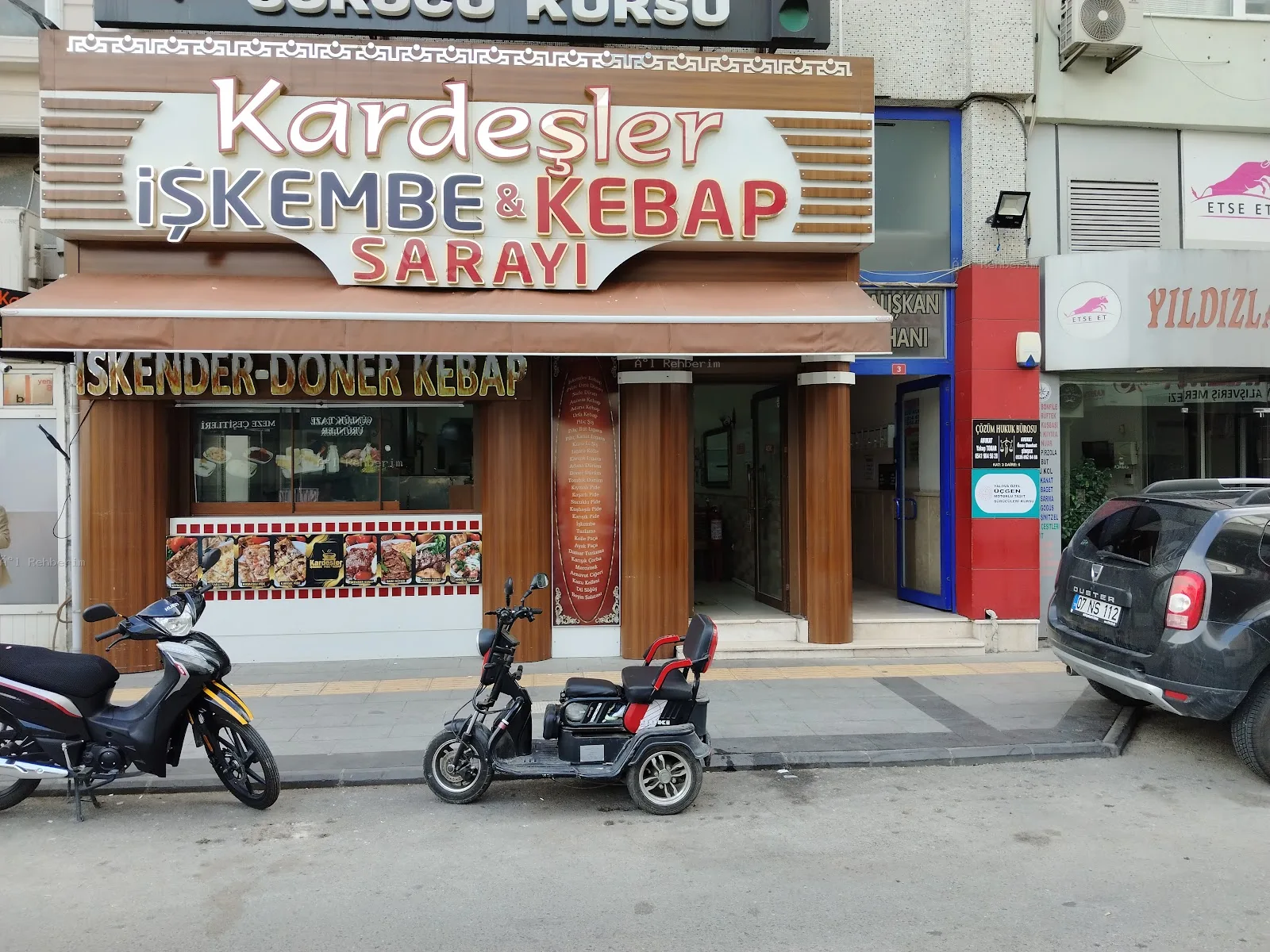 Kardeşler İşkembe Kokoreç & kebap sarayı