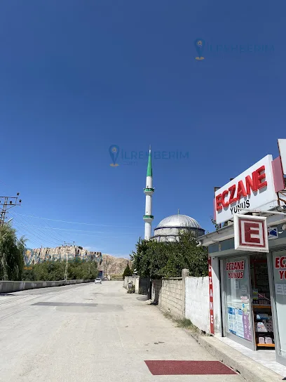 Yunus Eczanesi