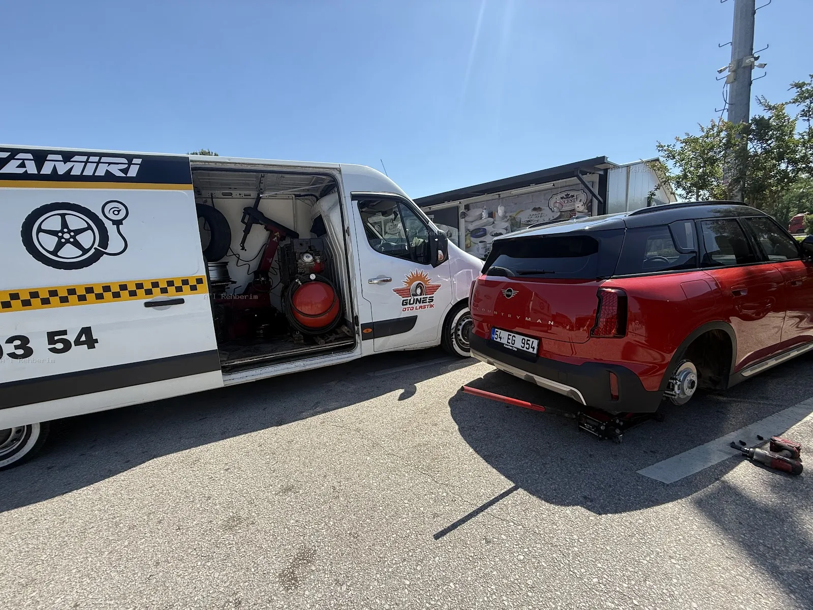Güneş Oto Lastik Yol Yardım 7/24