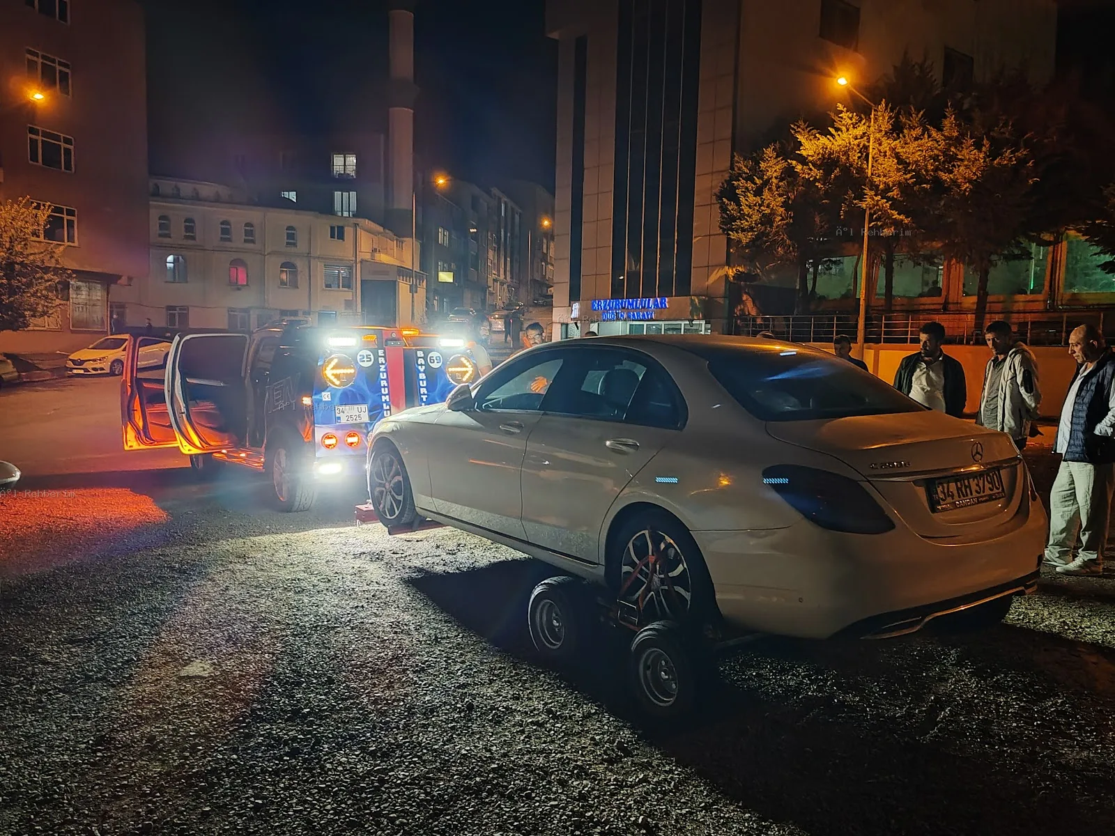 Kaldıraç Oto Taşıma ve Kaldırma Sistemleri