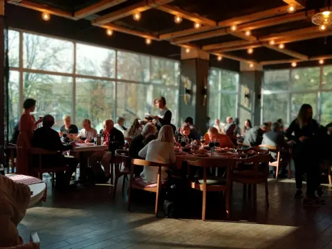 Geyve Meydan Park Restaurant / Cafe