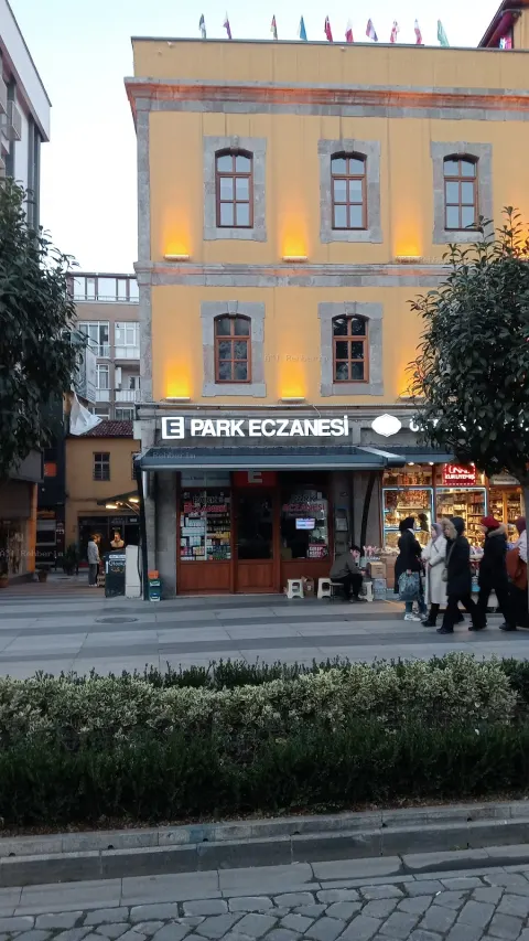 Park Eczanesi