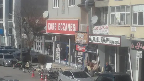 Kore Eczanesi