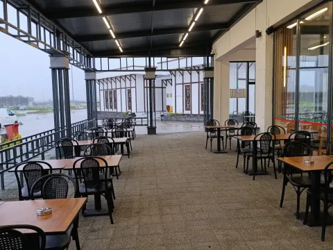 Lavaş Arası