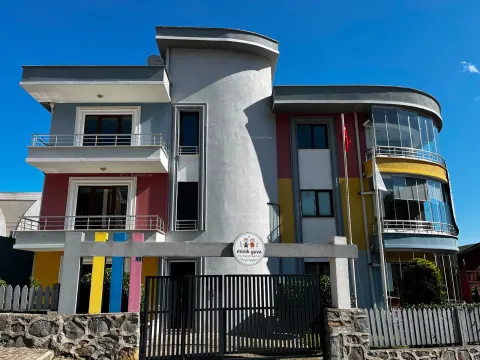 Özel Minik Yuva Kreş & Gündüz Bakımevi