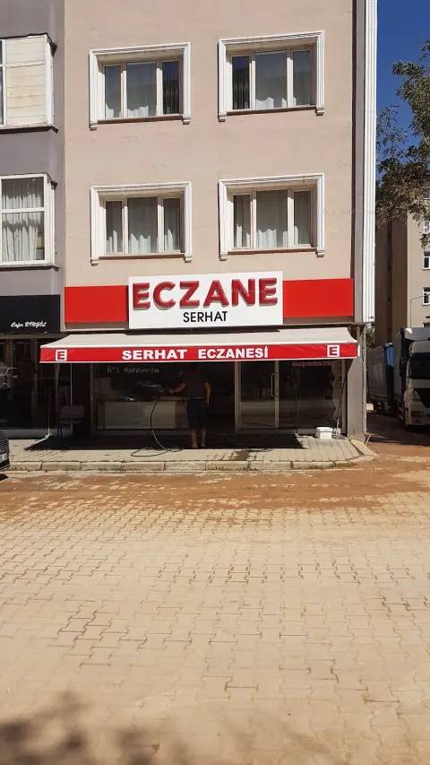 Serhat Eczanesi