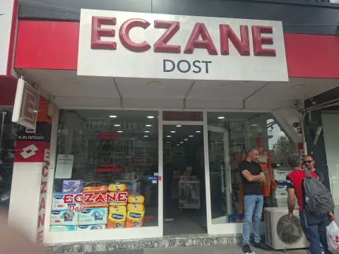 Dost Eczanesi