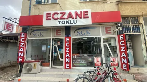 Toklu Eczanesi