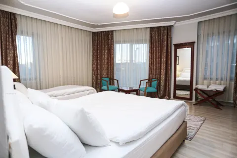 Ege Palas Otel