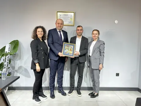Mali Müşavir Cem ÖZLÜ