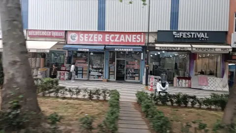 Sezer Eczanesi
