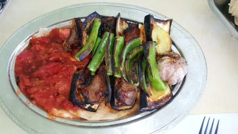 yeşil köşe et lokantasi