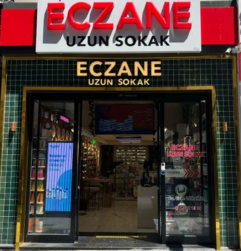 Uzun Sokak Eczanesi