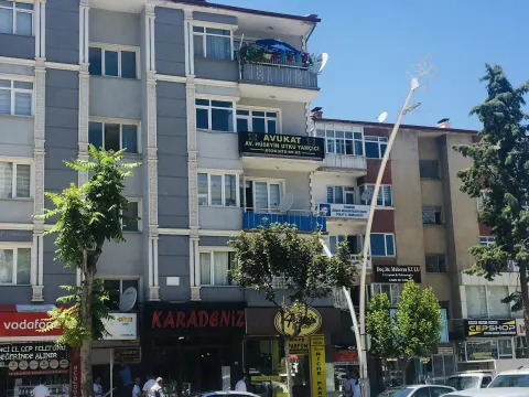 Avukat Hüseyin Utku Yamçici