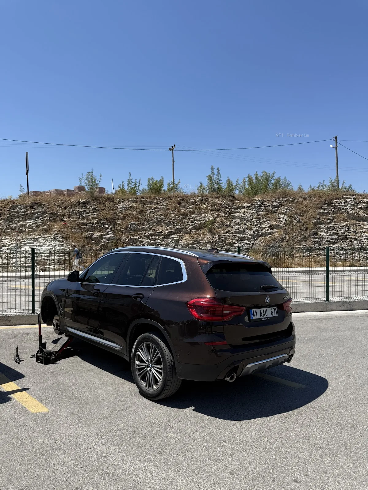 KOCAELİ KARTEPE LASTİK YOL YARDIM 7/24 EN YAKIN LASTİKÇİ