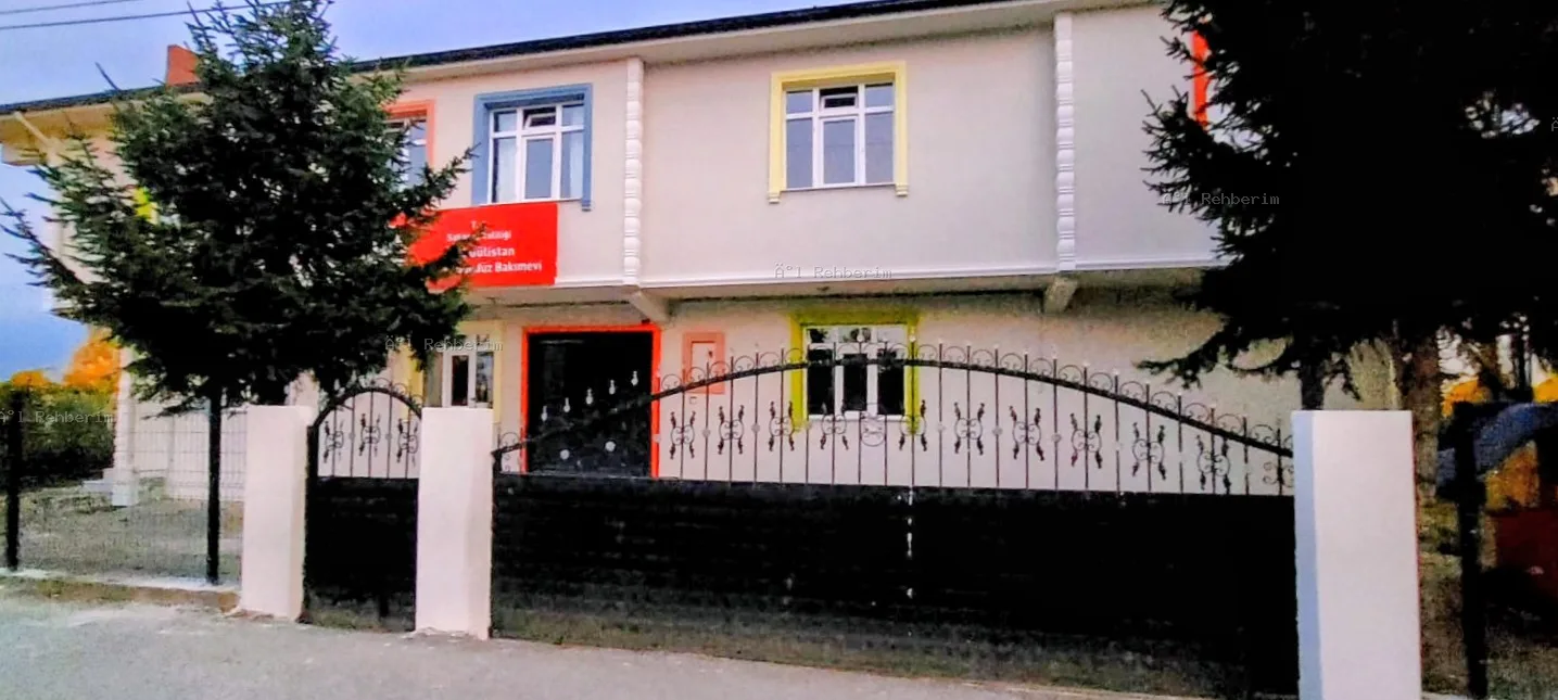 ÖZEL AKYAZI GÜLİSTAN KREŞ VE GÜNDÜZ BAKIMEVİ