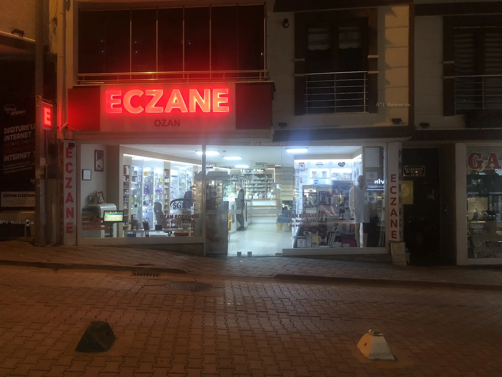 Ozan Eczanesi